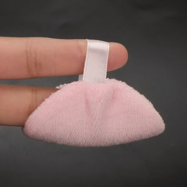 One finger velvet powder puff round satin set of 4 soft makeup puff for loose and compact powder application